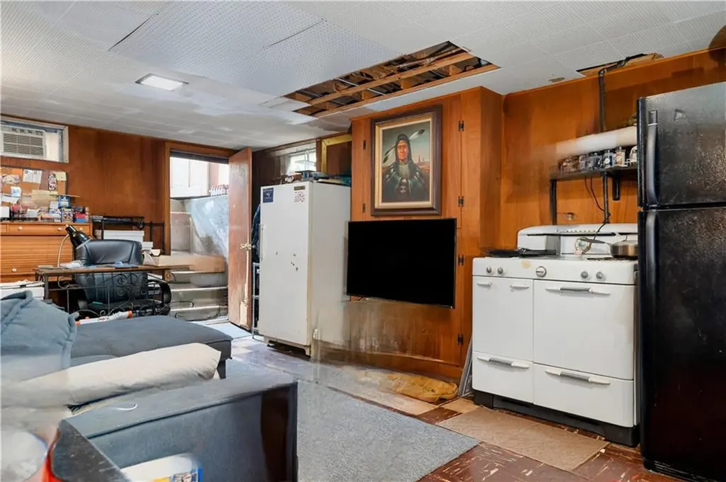 21 Garrison Street Cranston RI 02920