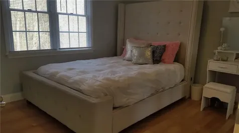 82 Red Hawk Drive Cranston RI 02921