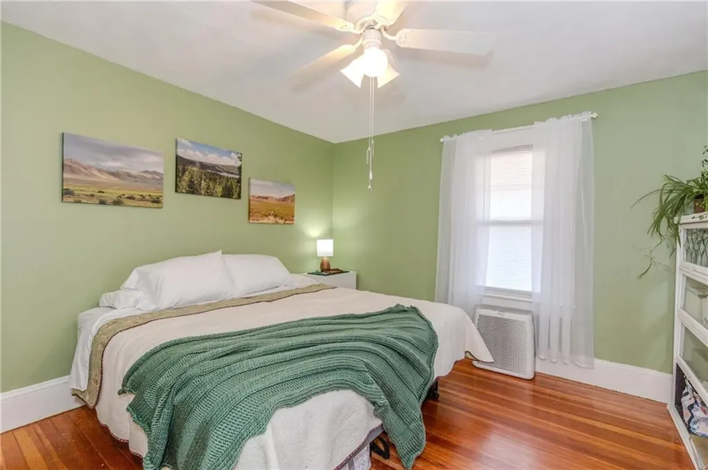 258 Tennyson Road Warwick RI 02888