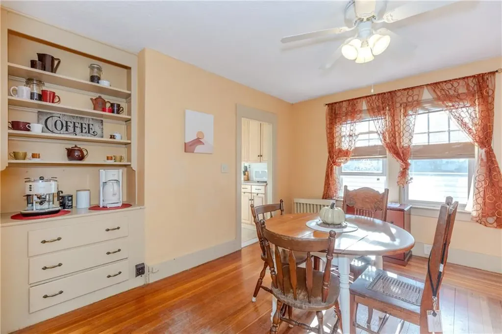 258 Tennyson Road Warwick RI 02888