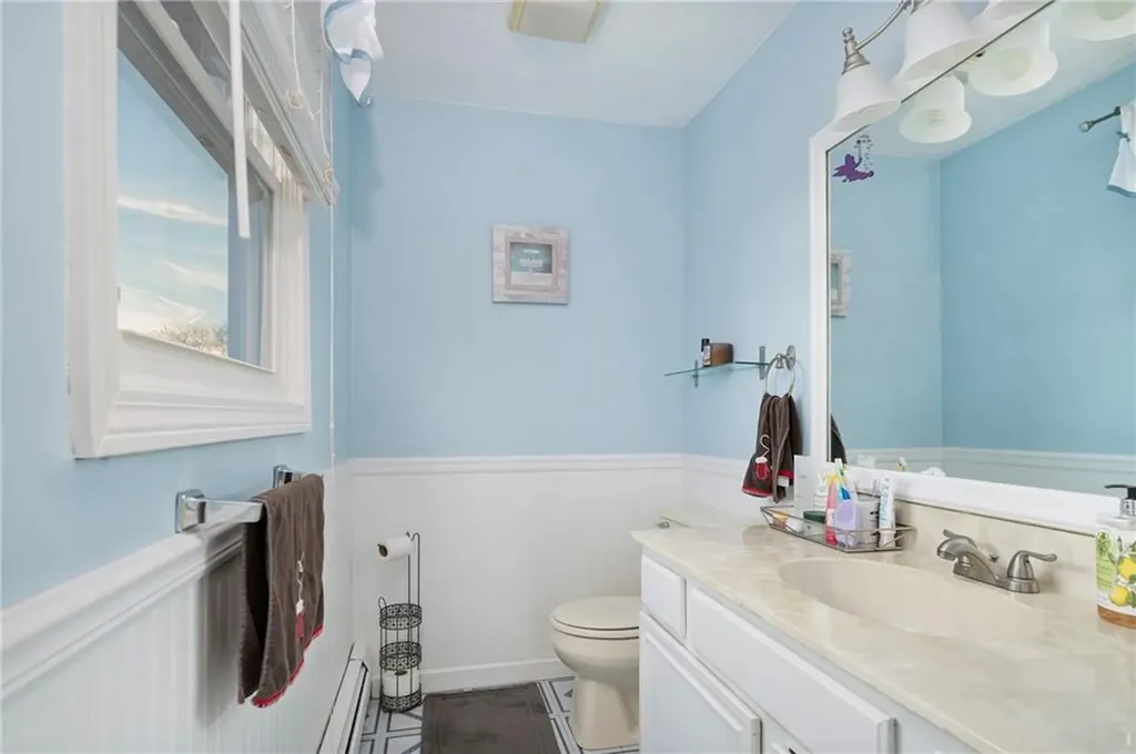 9 Hill Street North Providence RI 02904