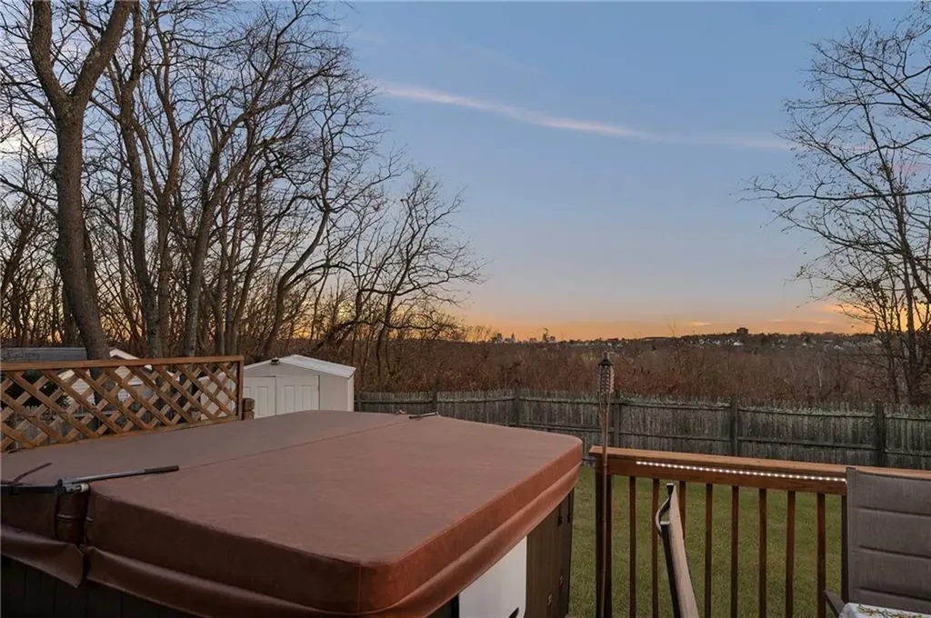 9 Hill Street North Providence RI 02904