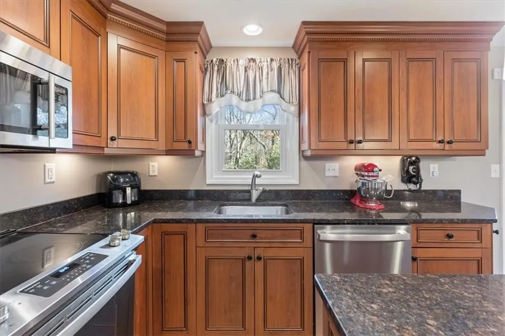 143 Smith Road Burrillville RI 02830