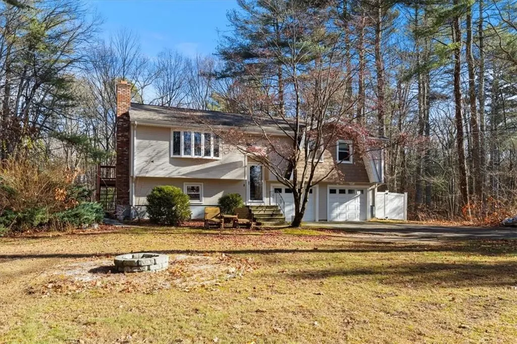 143 Smith Road Burrillville RI 02830