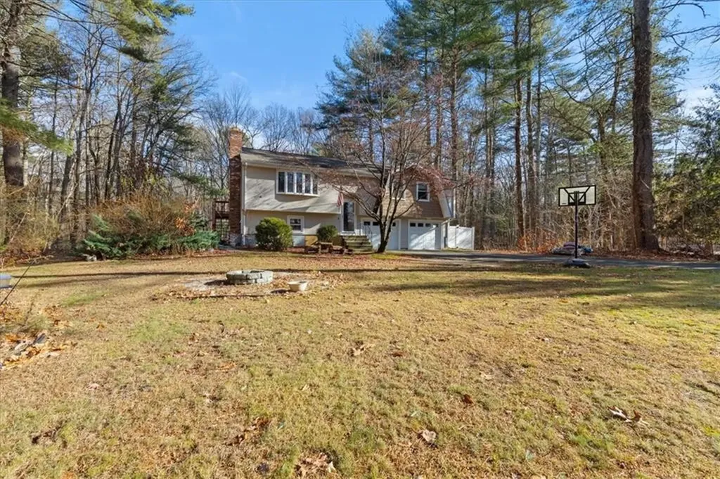 143 Smith Road Burrillville RI 02830