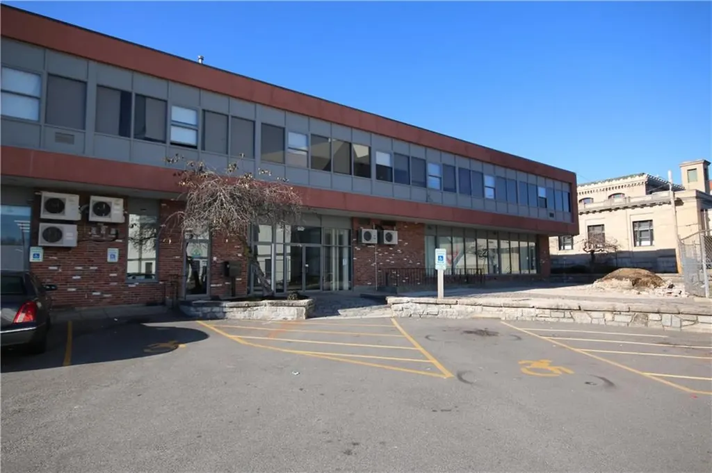 285 Main Street Woonsocket RI 02895