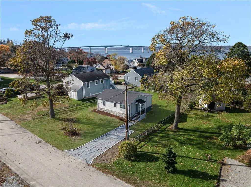 5 Port Avenue Jamestown RI 02835