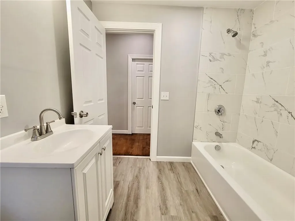 890 River Avenue Providence RI 02908