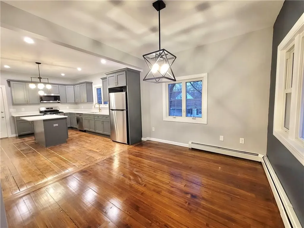 890 River Avenue Providence RI 02908
