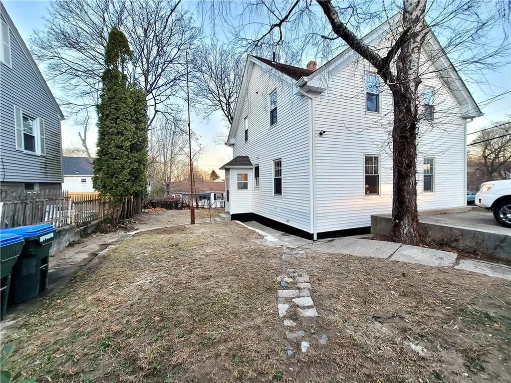 890 River Avenue Providence RI 02908
