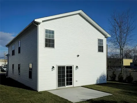 23 Crane Street Pawtucket RI 02860