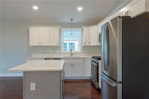 23 Crane Street Pawtucket RI 02860