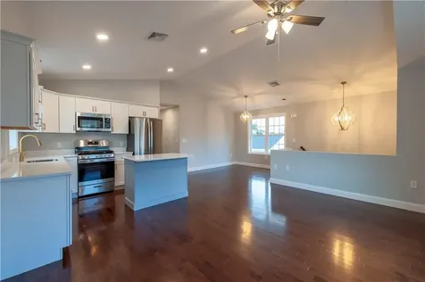 23 Crane Street Pawtucket RI 02860