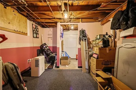 317 Claypool Drive Warwick RI 02886