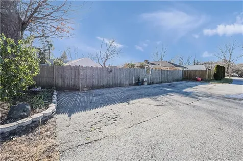 317 Claypool Drive Warwick RI 02886