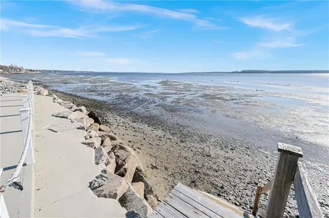 317 Claypool Drive Warwick RI 02886