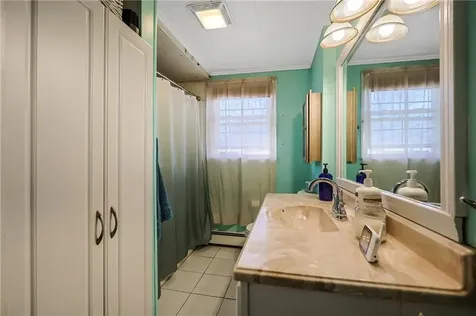 317 Claypool Drive Warwick RI 02886