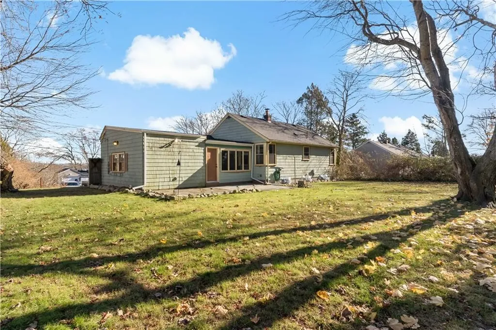 19 Campion Avenue Tiverton RI 02878