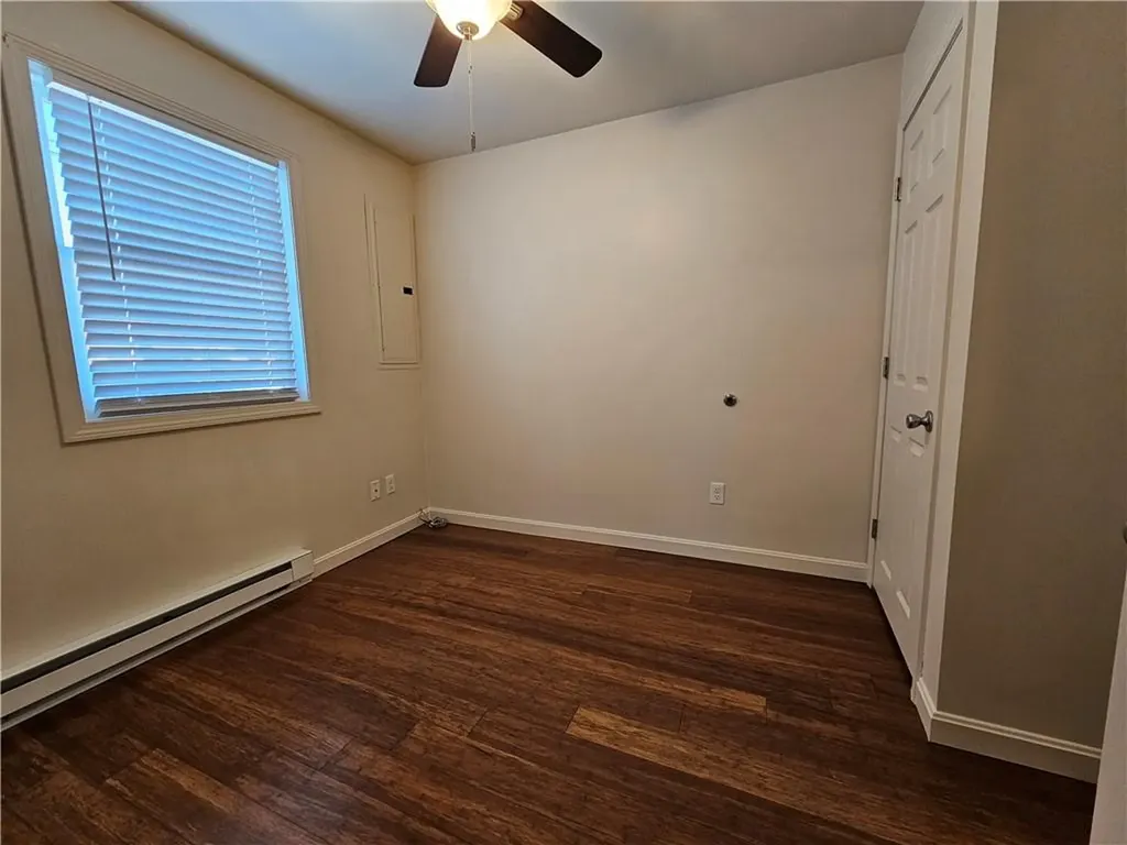20 Overbrook Avenue Warwick RI 02889