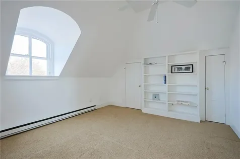 249 Hope Street Bristol RI 02809