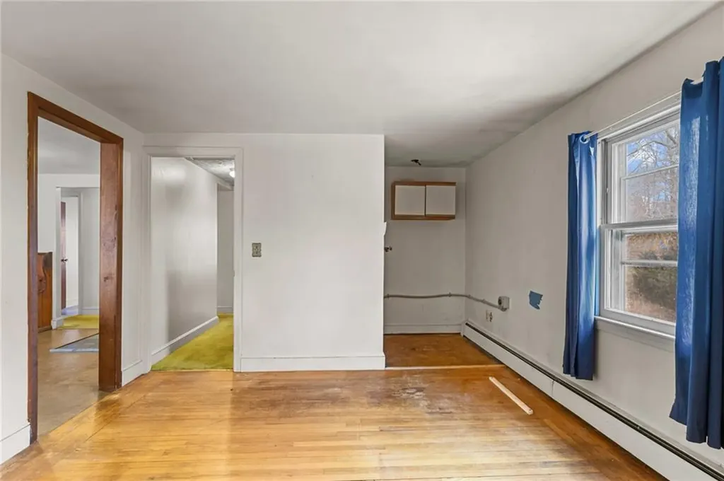 8 Kerins Terrace Newport RI 02840