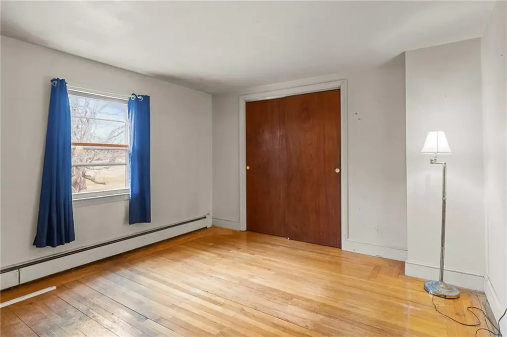 8 Kerins Terrace Newport RI 02840
