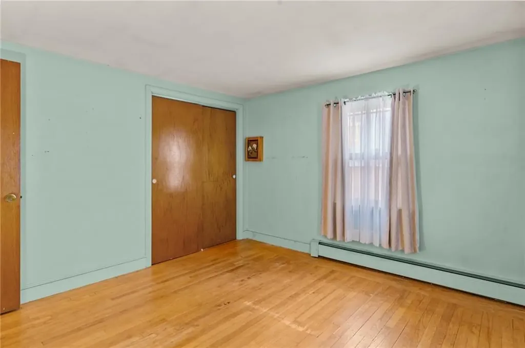 8 Kerins Terrace Newport RI 02840