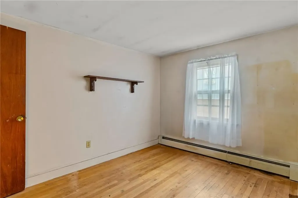 8 Kerins Terrace Newport RI 02840