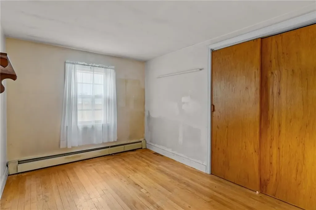 8 Kerins Terrace Newport RI 02840