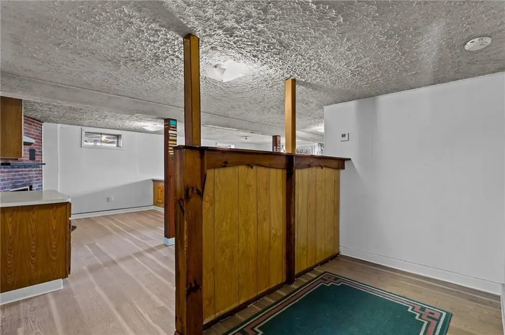 8 Kerins Terrace Newport RI 02840