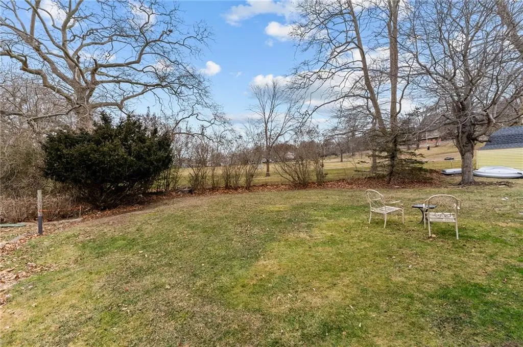 8 Kerins Terrace Newport RI 02840