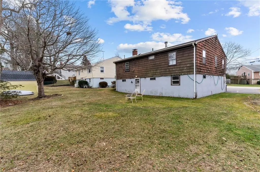 8 Kerins Terrace Newport RI 02840