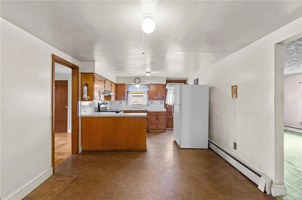 8 Kerins Terrace Newport RI 02840