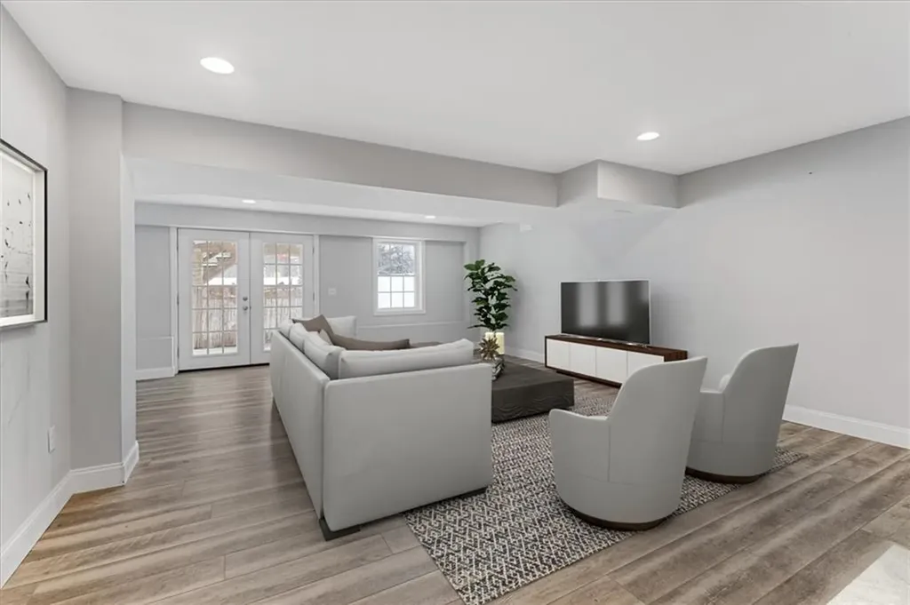 49 Theresa Marie Avenue Woonsocket RI 02895