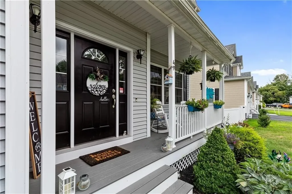 49 Theresa Marie Avenue Woonsocket RI 02895