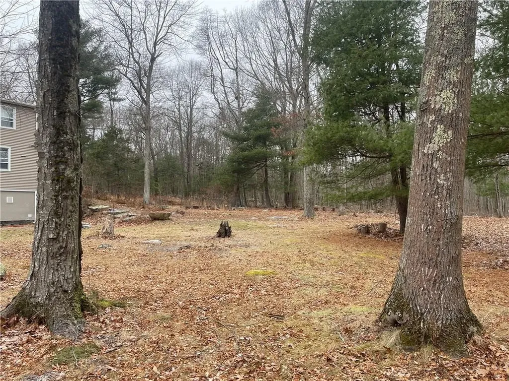 24 Burgess Road Foster RI 02825