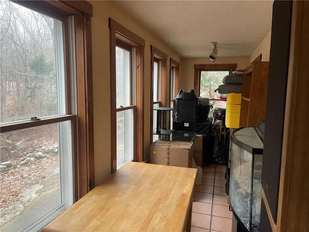 24 Burgess Road Foster RI 02825