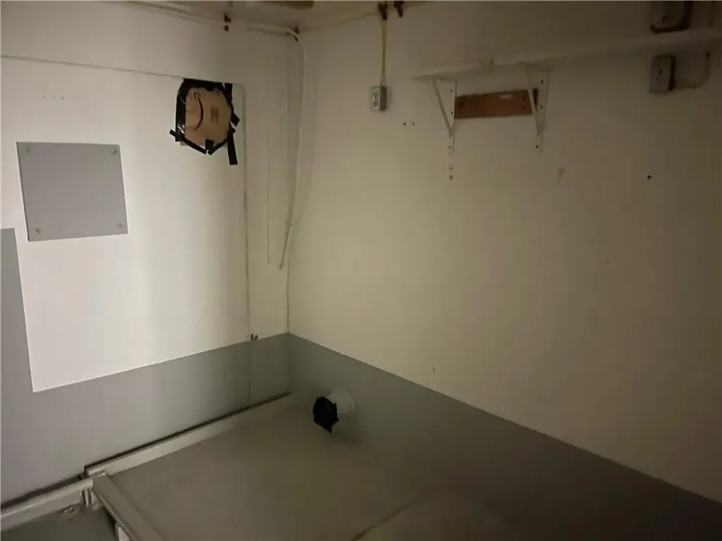 24 Burgess Road Foster RI 02825