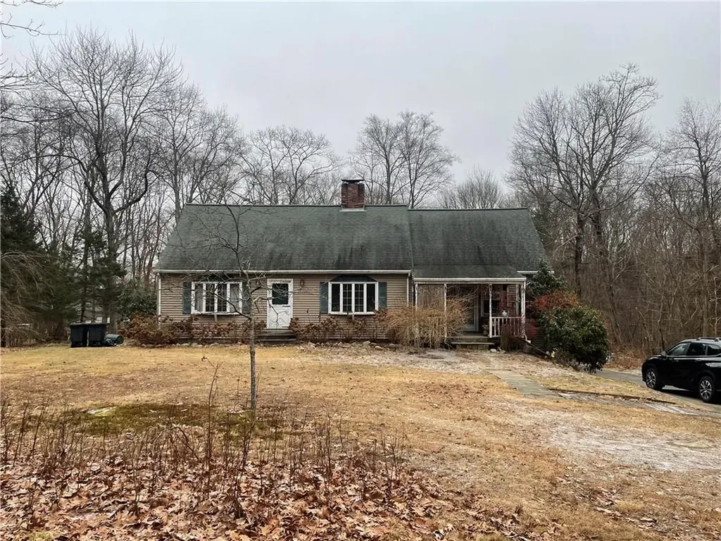 24 Burgess Road Foster RI 02825