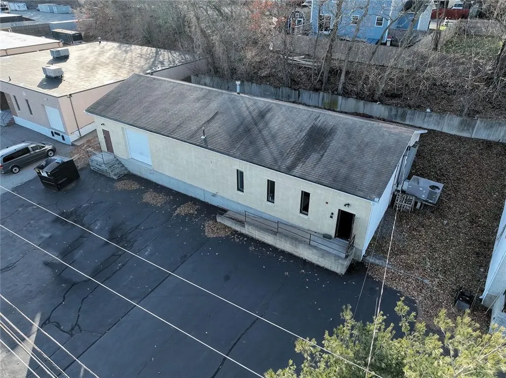 77 Gilbane Street Warwick RI 02886
