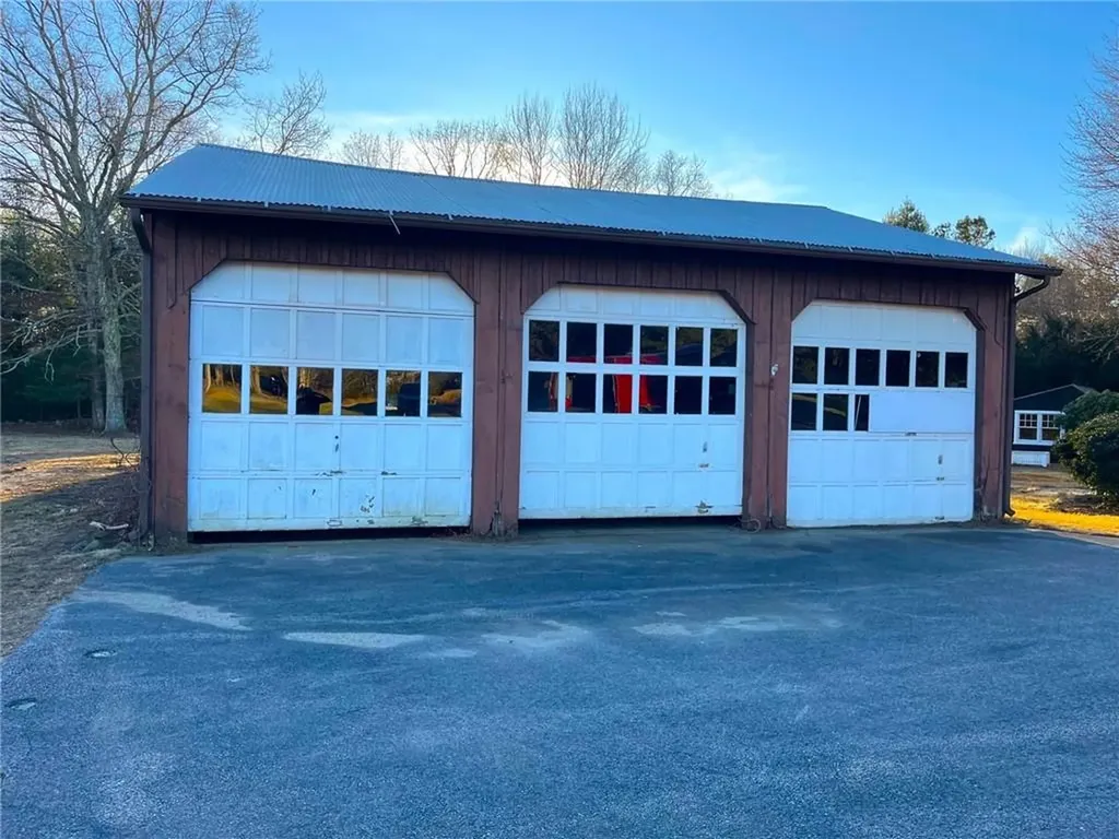 220 Ten Rod Road Exeter RI 02822