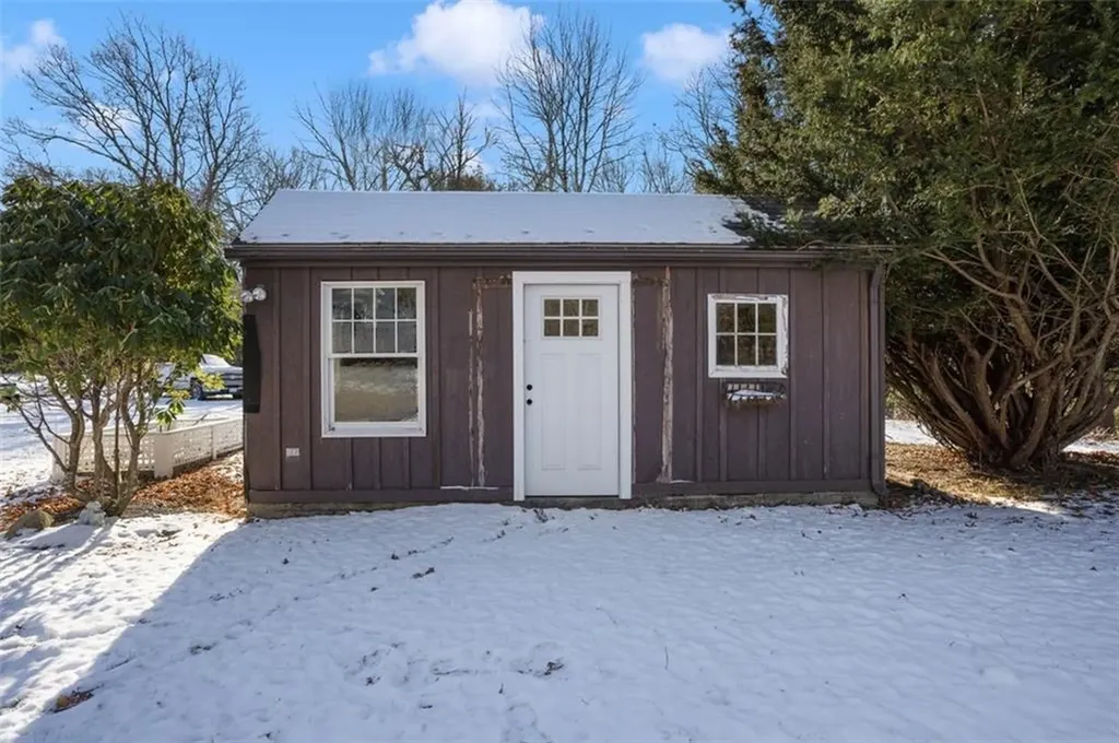 220 Ten Rod Road Exeter RI 02822