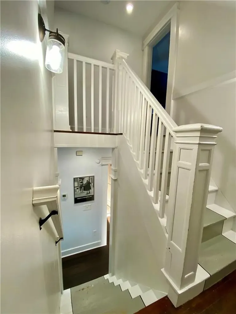 40 Meadowbrook Avenue Warwick RI 02889