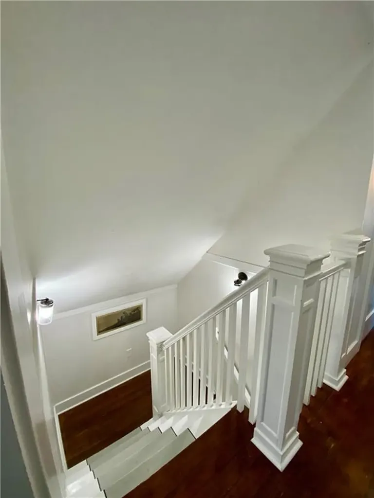 40 Meadowbrook Avenue Warwick RI 02889