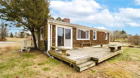 105 Gooseberry Road South Kingstown RI 02879