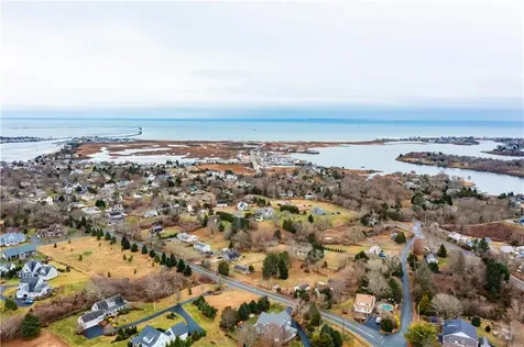 105 Gooseberry Road South Kingstown RI 02879