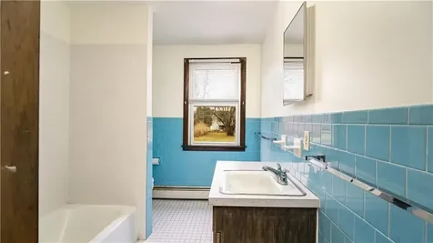 105 Gooseberry Road South Kingstown RI 02879