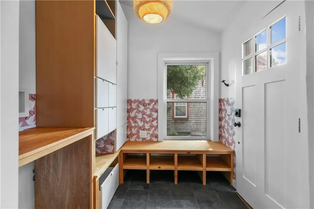 33 Tilden Avenue Newport RI 02840