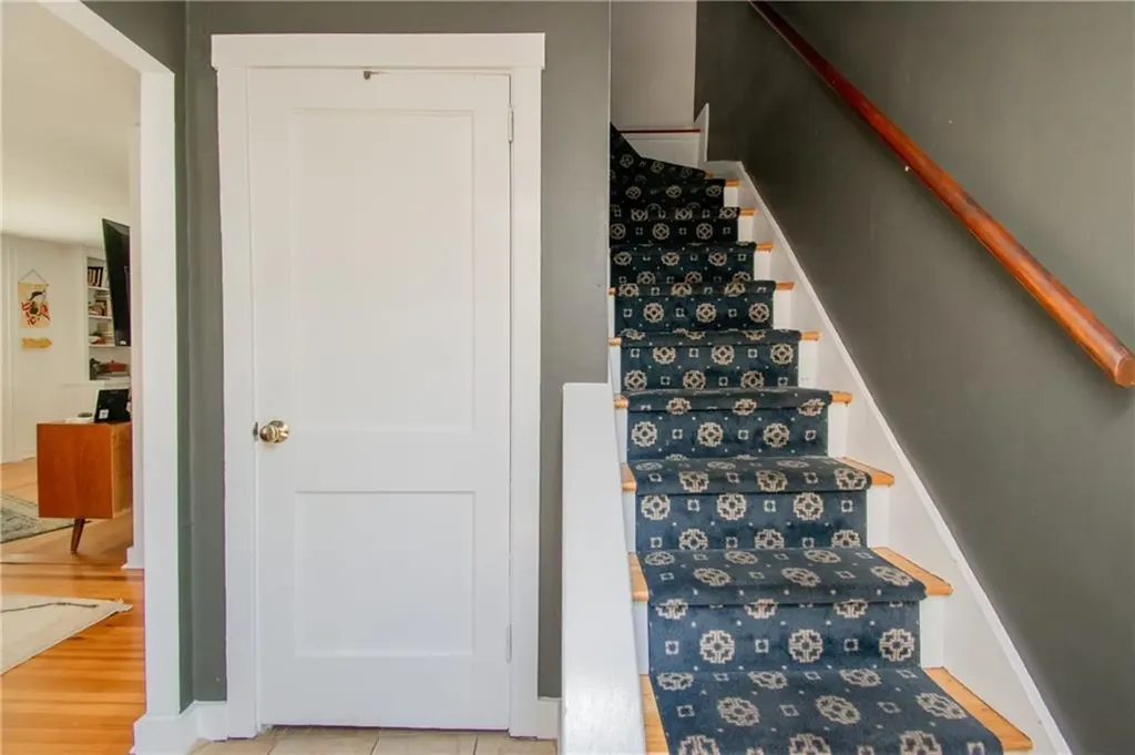 33 Tilden Avenue Newport RI 02840
