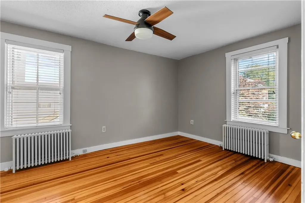 33 Tilden Avenue Newport RI 02840